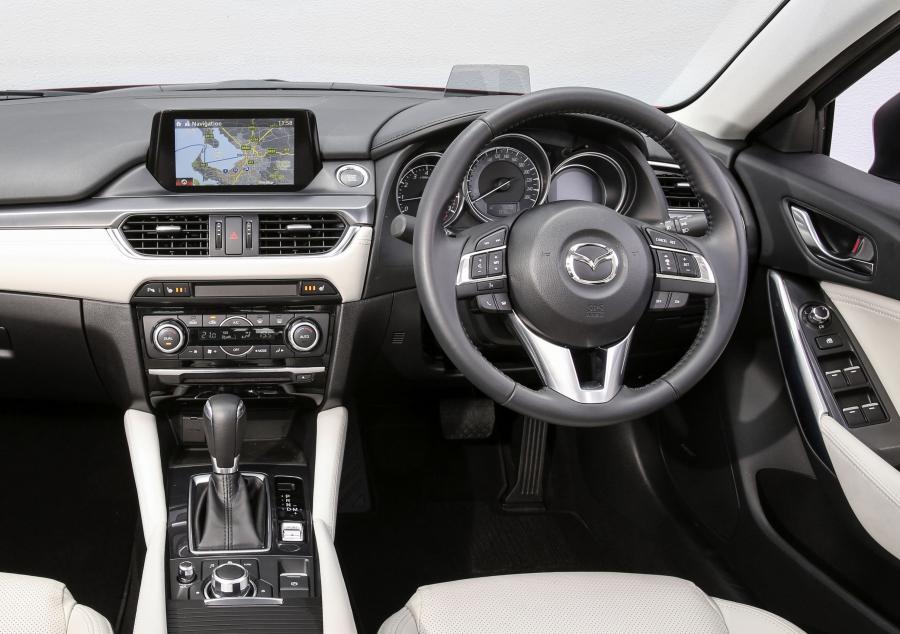  Mazda6 Sedan 2015 года  (AU) (фото 18 из 24)